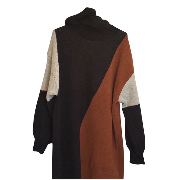 Blu Pepper Dark Knit Sweater - Picture 2 of 4